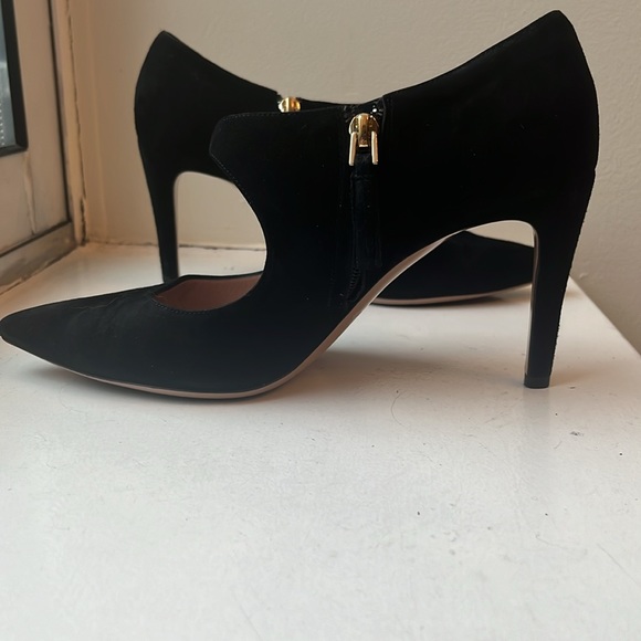 Black suede Giorgio Armani 3.4 inch pointed toe heels - Picture 2 of 6